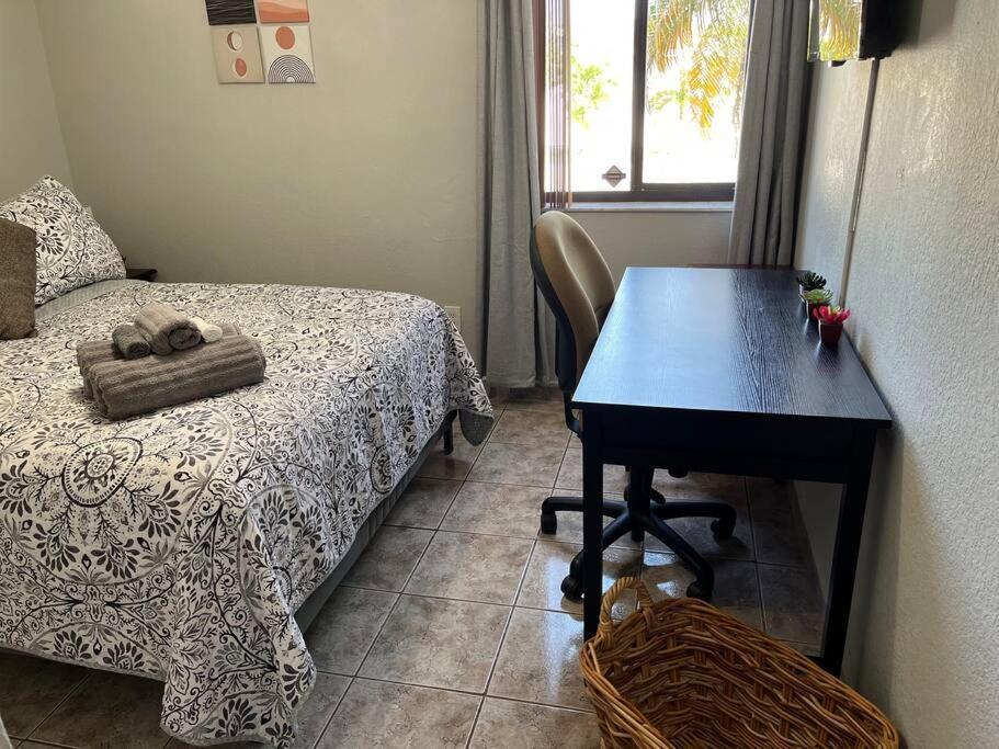 Вилла Amazing & Cozy Duplex Near Zoo Miami ! Экстерьер фото